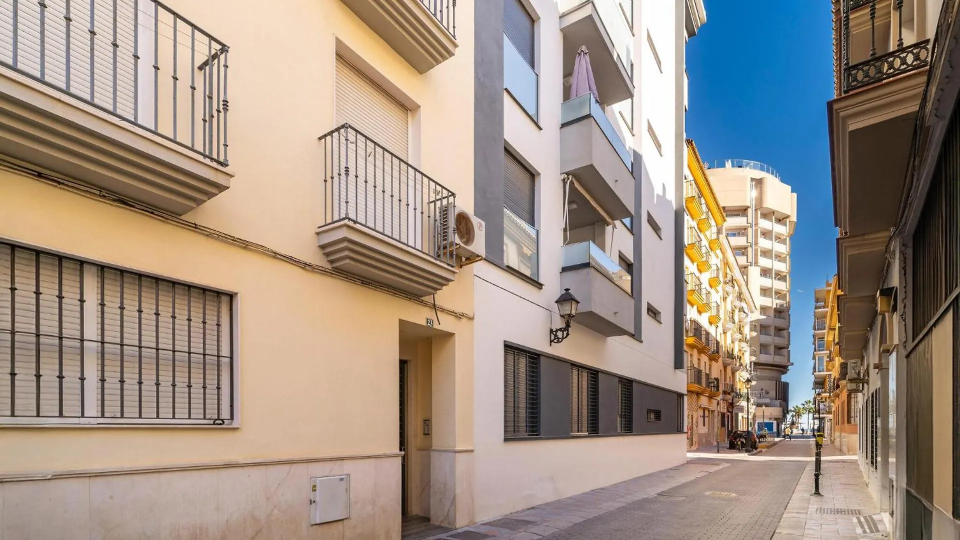 Gorgeous Apartment In Fuengirola With Wifi
