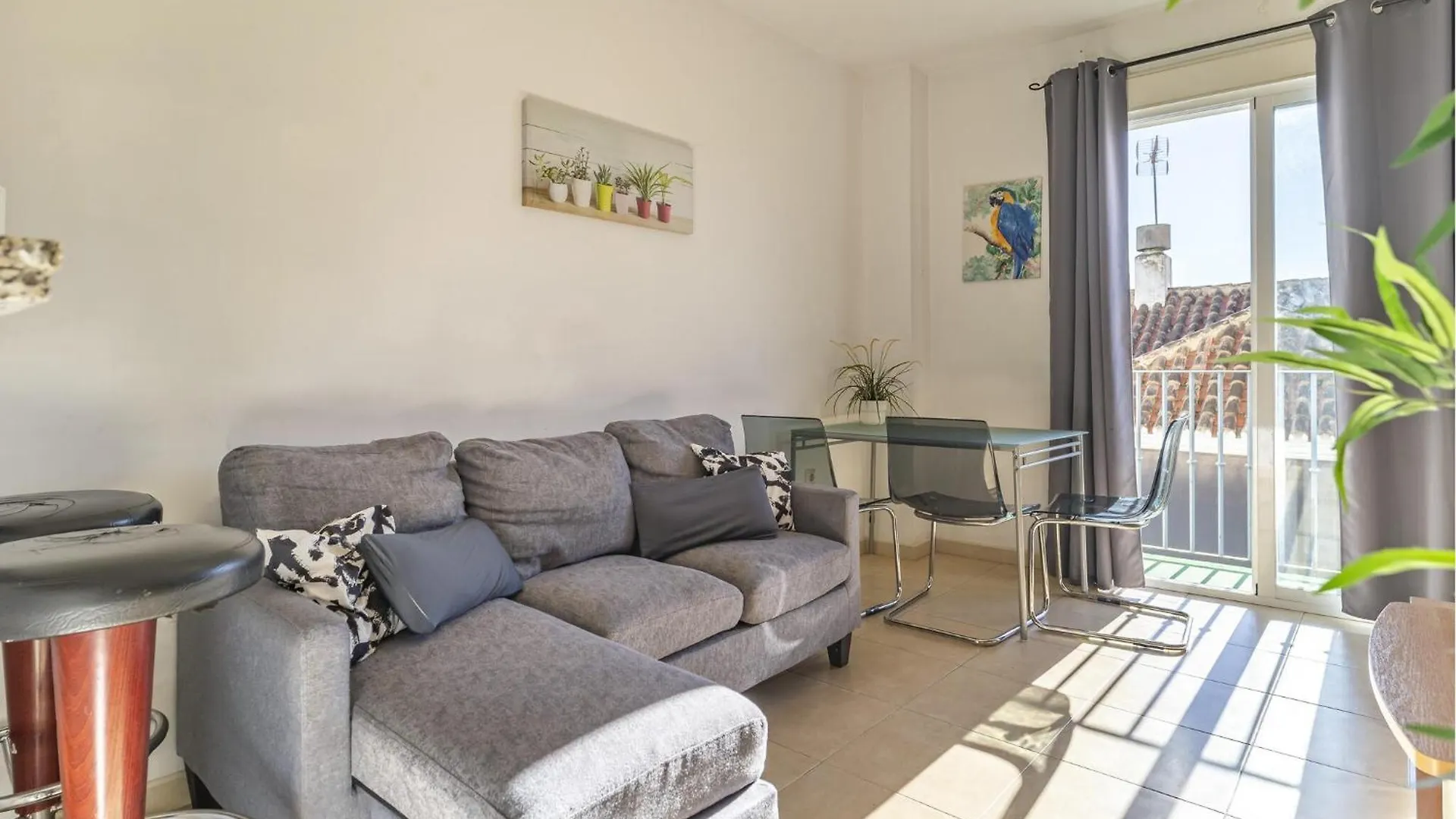 Gorgeous Apartment In Fuengirola With Wifi